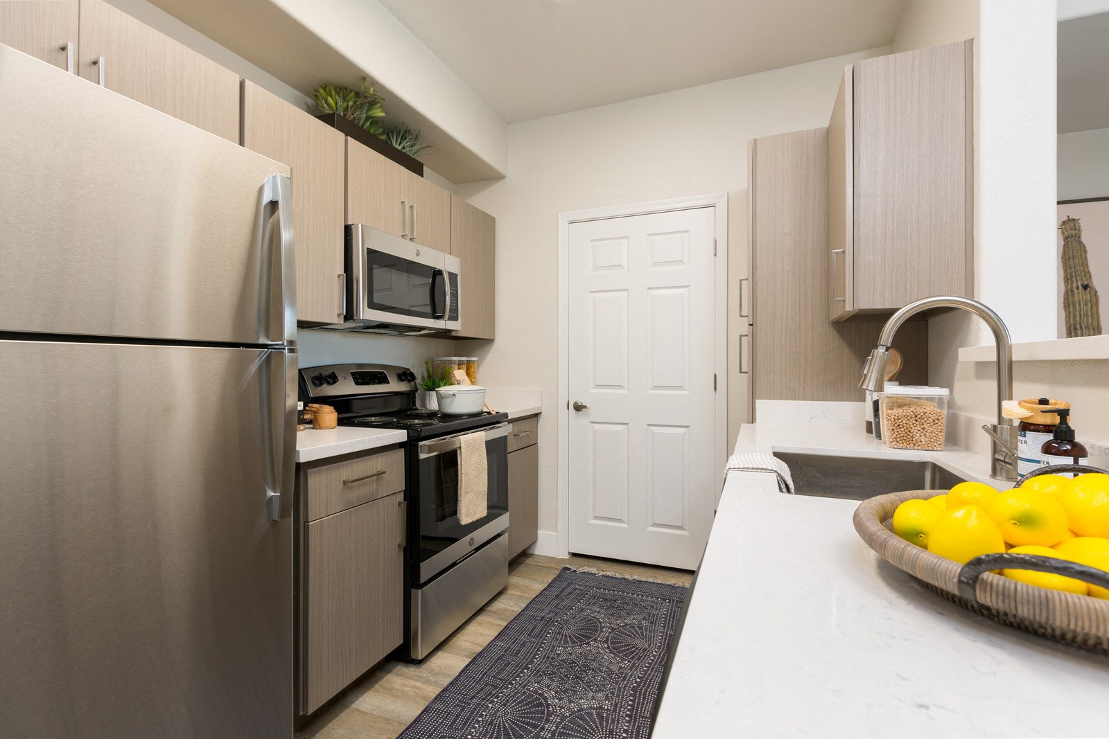 ORA Apartments photo 2